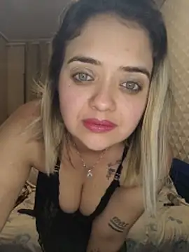 Show de Lupy_foryou_sexy na webcam