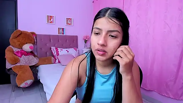 zara_cute's Live XXX Chat