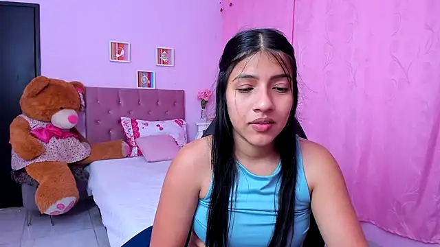 zara_cute's Live XXX Chat