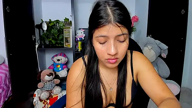 zara_cute's Live XXX Chat