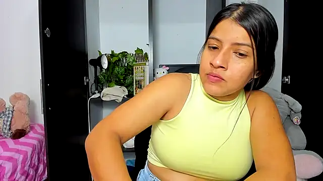 zara_cute: απευθείας συνομιλία ΧΧΧ