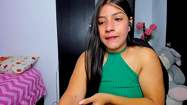 zara_cute's Live XXX Chat