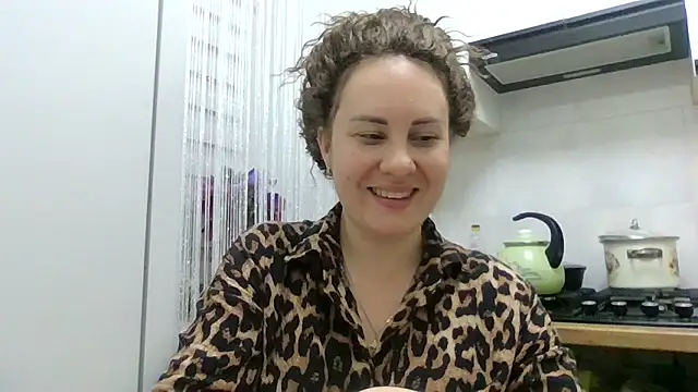 Chat XXX en directo de MeadowEyes