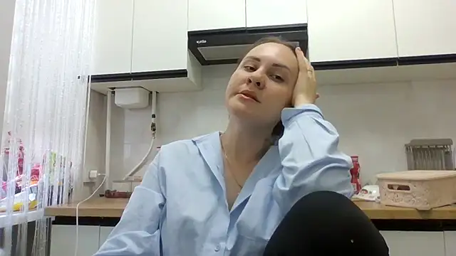 Chatroom XXX en direct de MeadowEyes