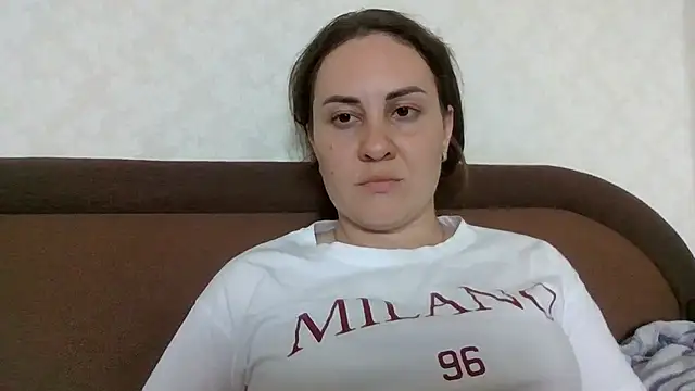 MeadowEyes' Live XXX Chat