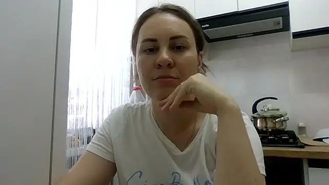 MeadowEyes' Live XXX Chat