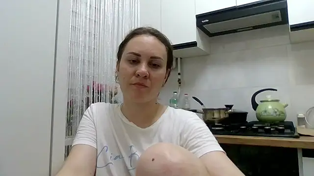 MeadowEyes' Live XXX Chat
