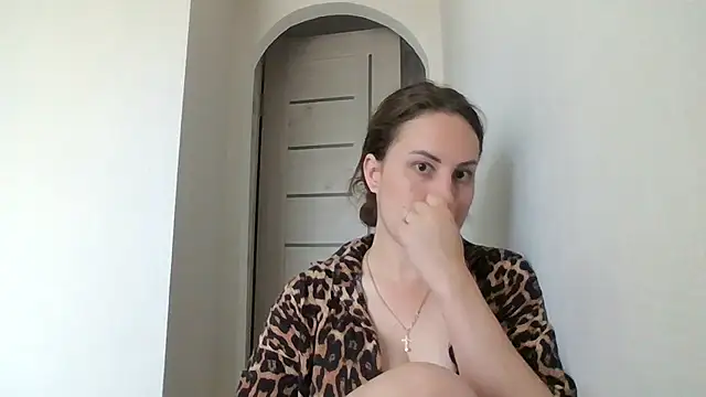 MeadowEyes' Live XXX Chat