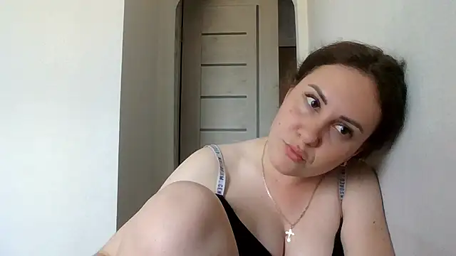 دردشة MeadowEyes الجنسية المباشرة