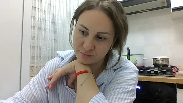 MeadowEyes' Live XXX Chat