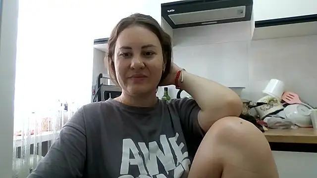 MeadowEyes' Live XXX Chat