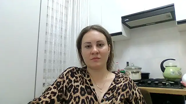 MeadowEyes Chat XXX in diretta
