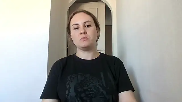 دردشة MeadowEyes الجنسية المباشرة