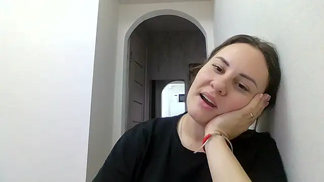 MeadowEyes' Live XXX Chat
