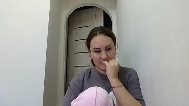MeadowEyesn Live XXX chat