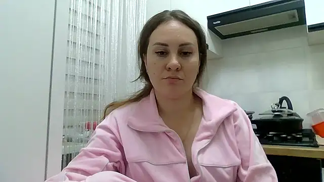 MeadowEyes Adlı Modelin Canlı XXX Sohbeti