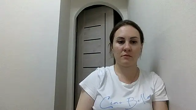 MeadowEyes XXX чат на живо