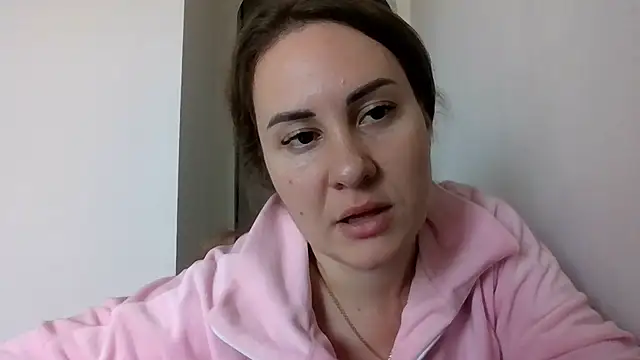 MeadowEyes XXX чат на живо