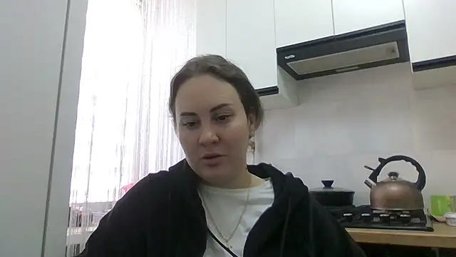 MeadowEyes Chat XXX in diretta