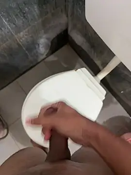 הופעת וובקאם של dickmaster8782
