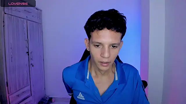 tylernova webcam show