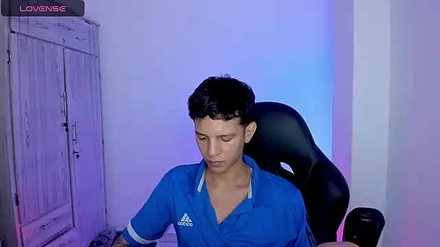 tylernovan Live XXX chat