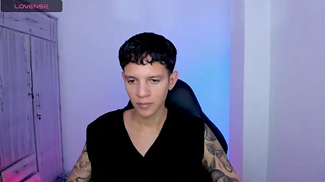 tylernova Live XXX-Chat