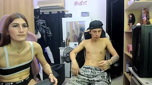 Pride_couple Show Webcam