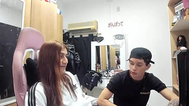 Pride_couple – webcam-show