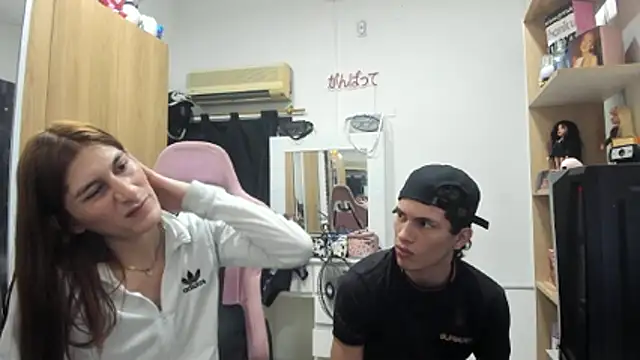 Pride_couple Webcam show