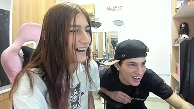 Pride_couple – webcam-show