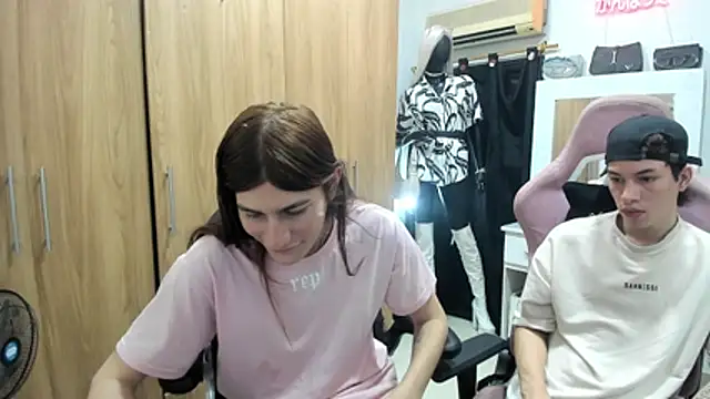 Pride_couple – Kamerová šou