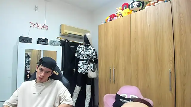 Pride_couple Webcam Show