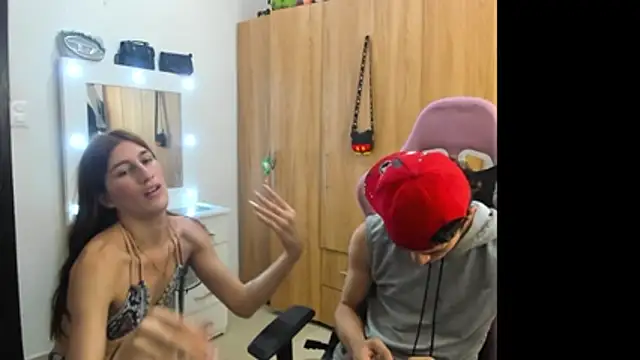 Pride_couple Show Webcam