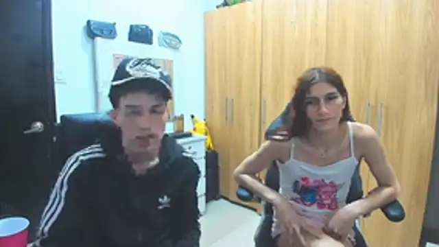 Pride_couplen Webbikameraesitys