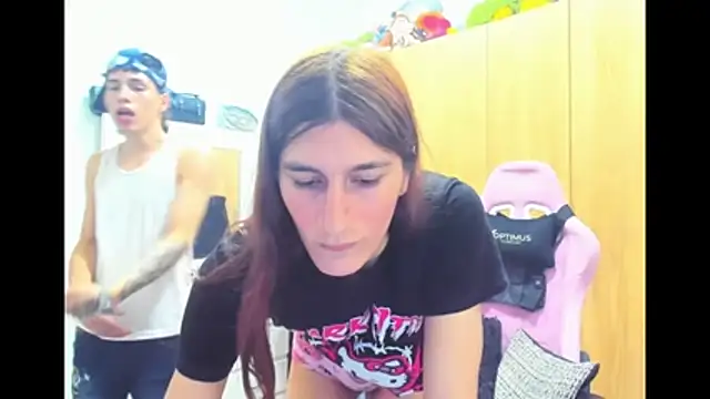 Pride_couple webcam show