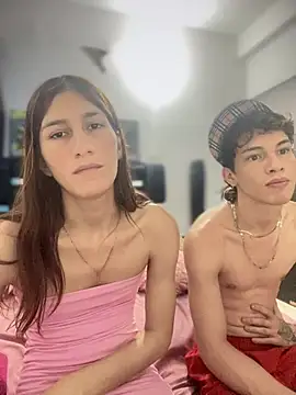 Pride_couple Pertunjukan Webcam