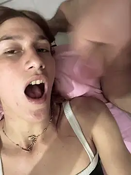 Show de Pride_couple na webcam