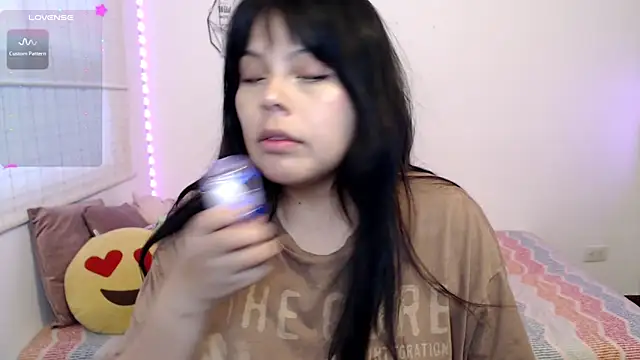 EllieMoonX Live XXX-Chat