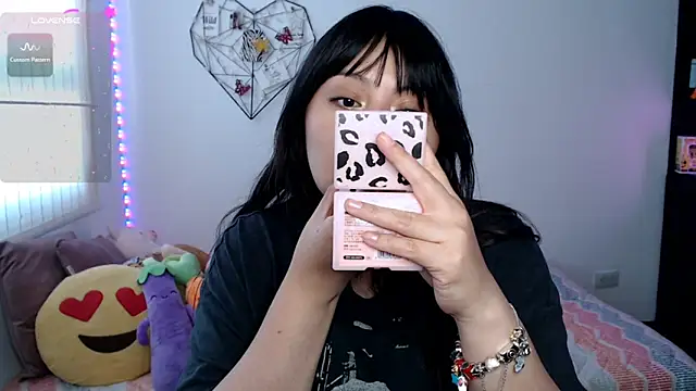 EllieMoonX Live XXX-Chat