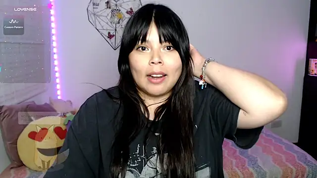 EllieMoonX's Live XXX Chat