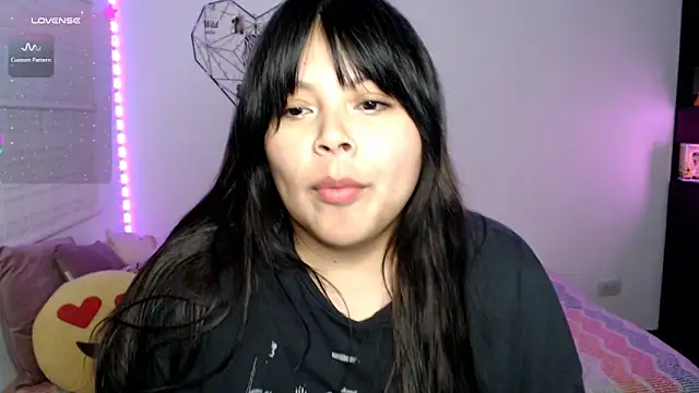 Chat XXX en directo de EllieMoonX