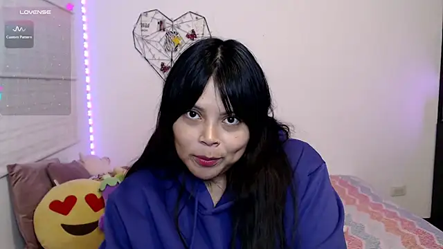 EllieMoonX Pertunjukan Webcam