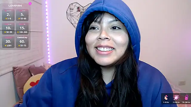 Chat XXX en directo de EllieMoonX