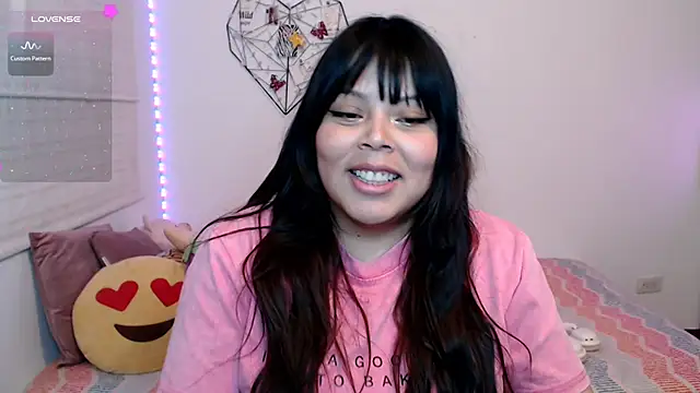 EllieMoonX's Webcam Show