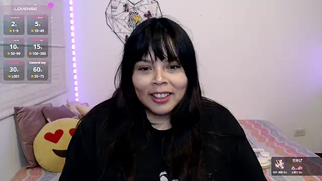 EllieMoonX Pertunjukan Webcam