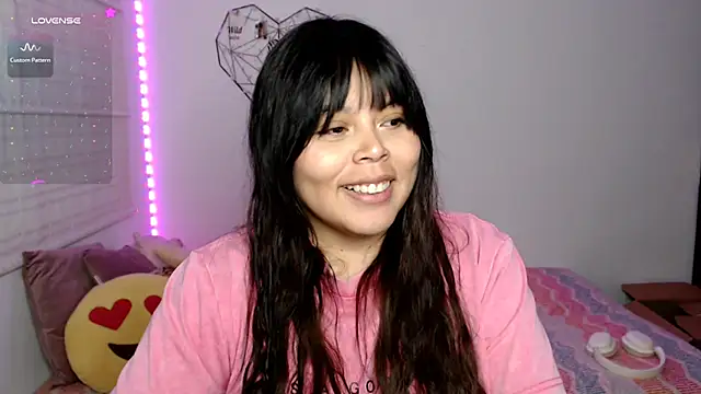 EllieMoonX's Live XXX Chat