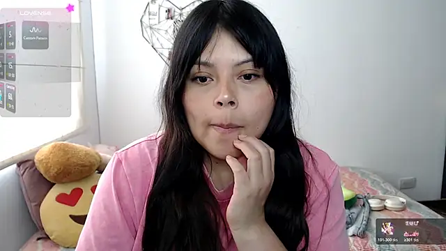 EllieMoonX Adlı Modelin Canlı XXX Sohbeti