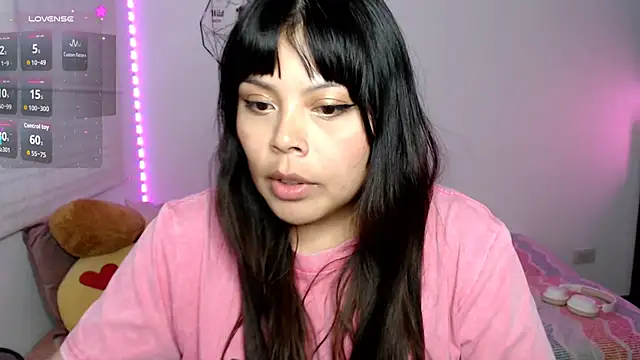 Chat XXX en directo de EllieMoonX