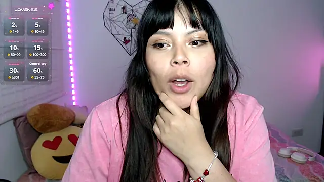EllieMoonX Adlı Modelin Canlı XXX Sohbeti